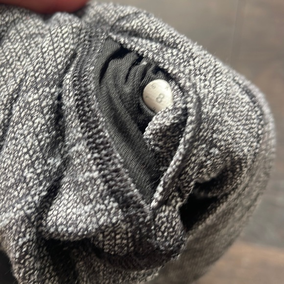 Lululemon leggings - Picture 4 of 4